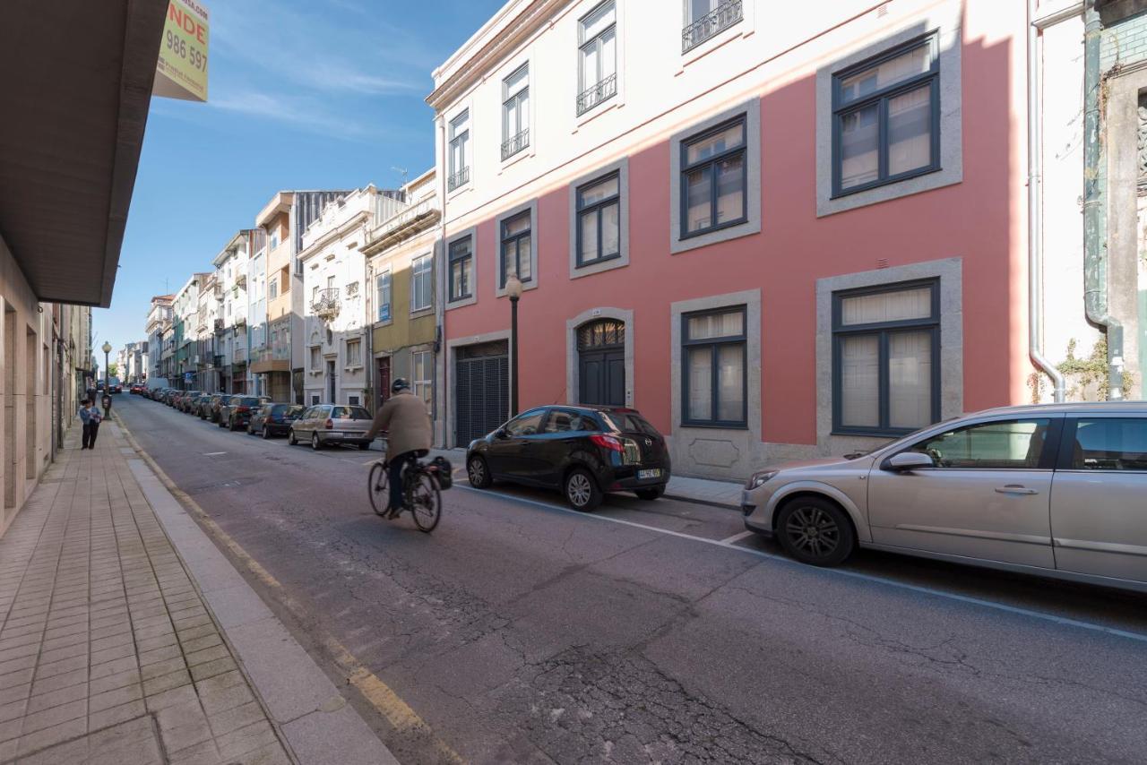 Lovelystay - Primrose 2Br Flat With Free Parking, Ac And Balcony Porto Bagian luar foto
