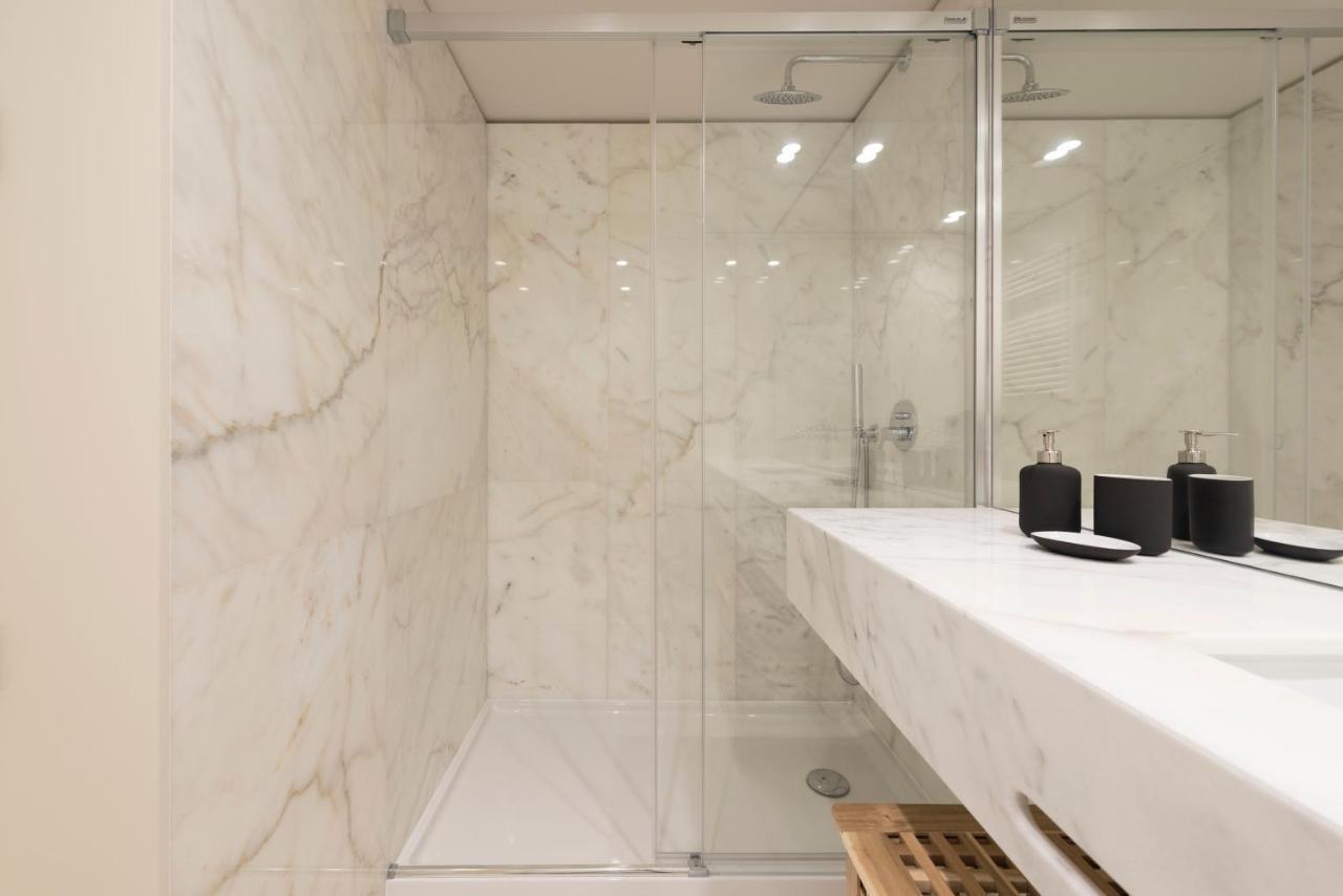 Lovelystay - Primrose 2Br Flat With Free Parking, Ac And Balcony Porto Bagian luar foto
